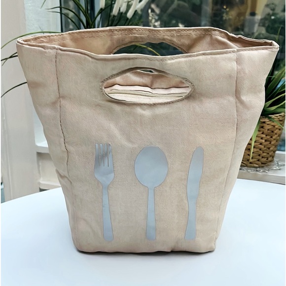 Old Navy Zip Lunch Bag Tote - Picture 10 of 10